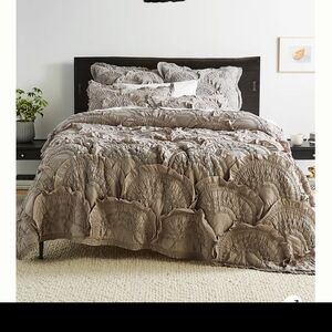 Anthropologie Rivulets Queen Quilt